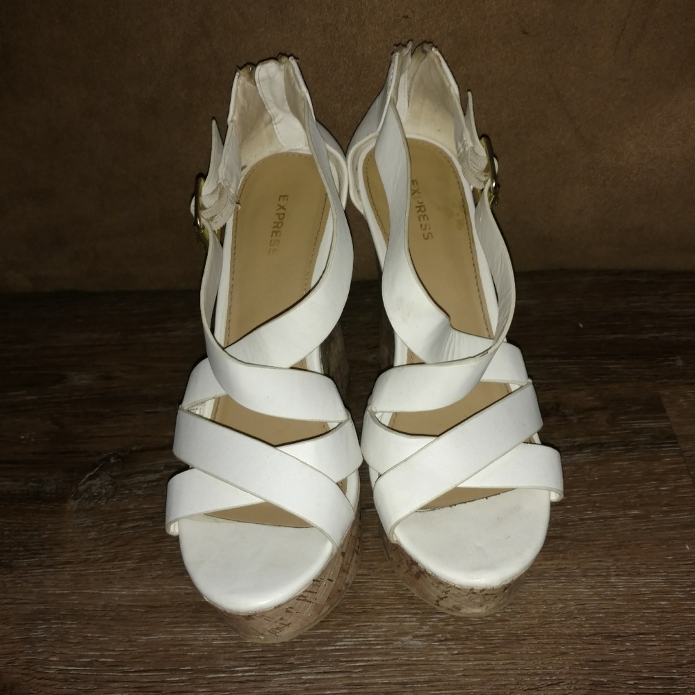 White Express Wedges